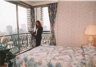 Tropicana Suite Hotel Vancouver Bilik gambar