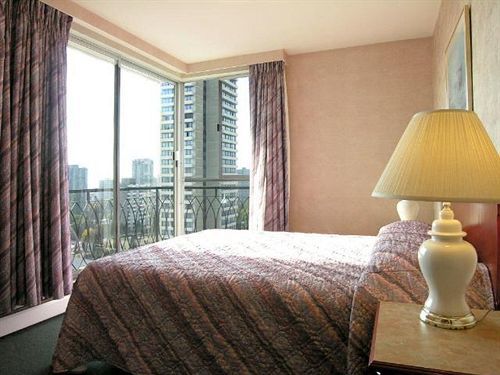 Tropicana Suite Hotel Vancouver Luaran gambar