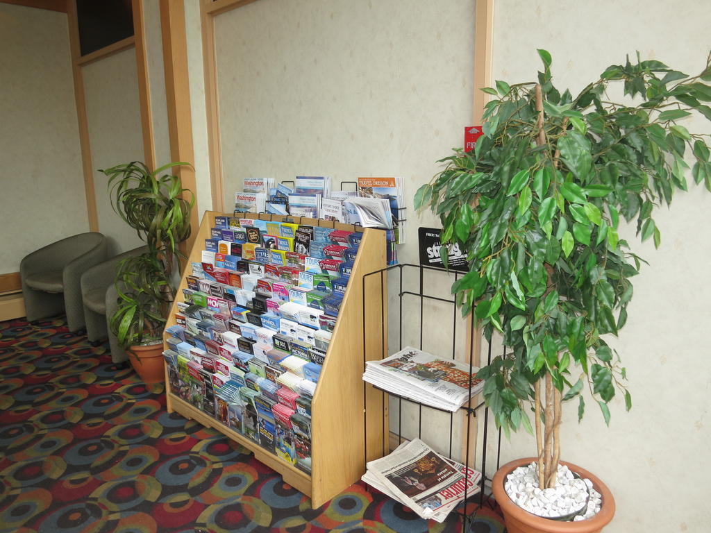 Tropicana Suite Hotel Vancouver Luaran gambar